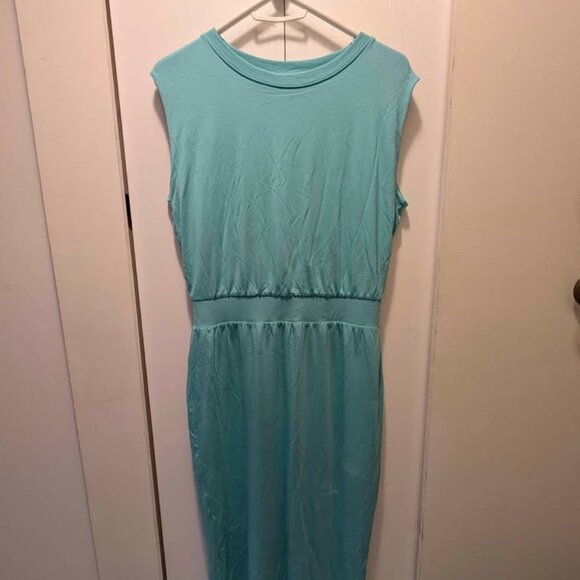 Blue Athleta Midi pull on dress with cinched waist Medium - Picture 6 of 8